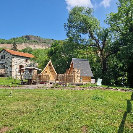 Les Cabanes Feeriques Du Cheix Saint-Diery Dış mekan fotoğraf