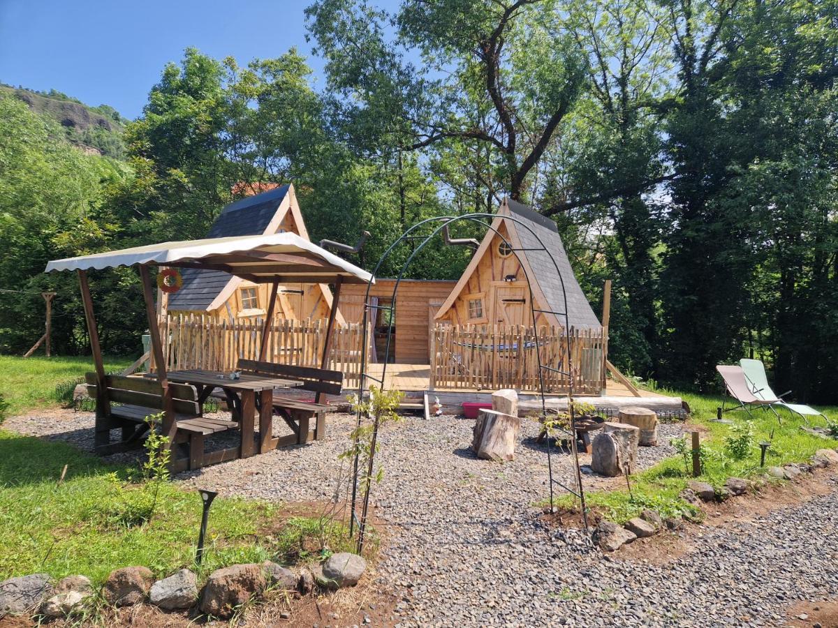 Les Cabanes Feeriques Du Cheix Saint-Diery Dış mekan fotoğraf